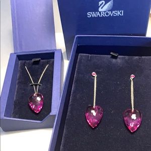 Swarovski Fuchsia heart necklace & earrings